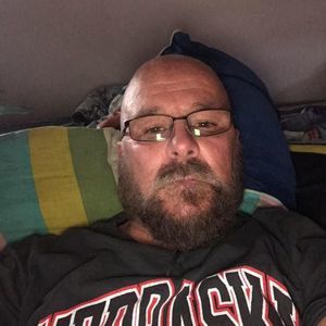 Meet your Posher, Dennis